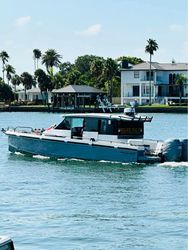 37' Axopar 2019 Yacht For Sale
